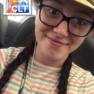 Meet your Posher, Jenna